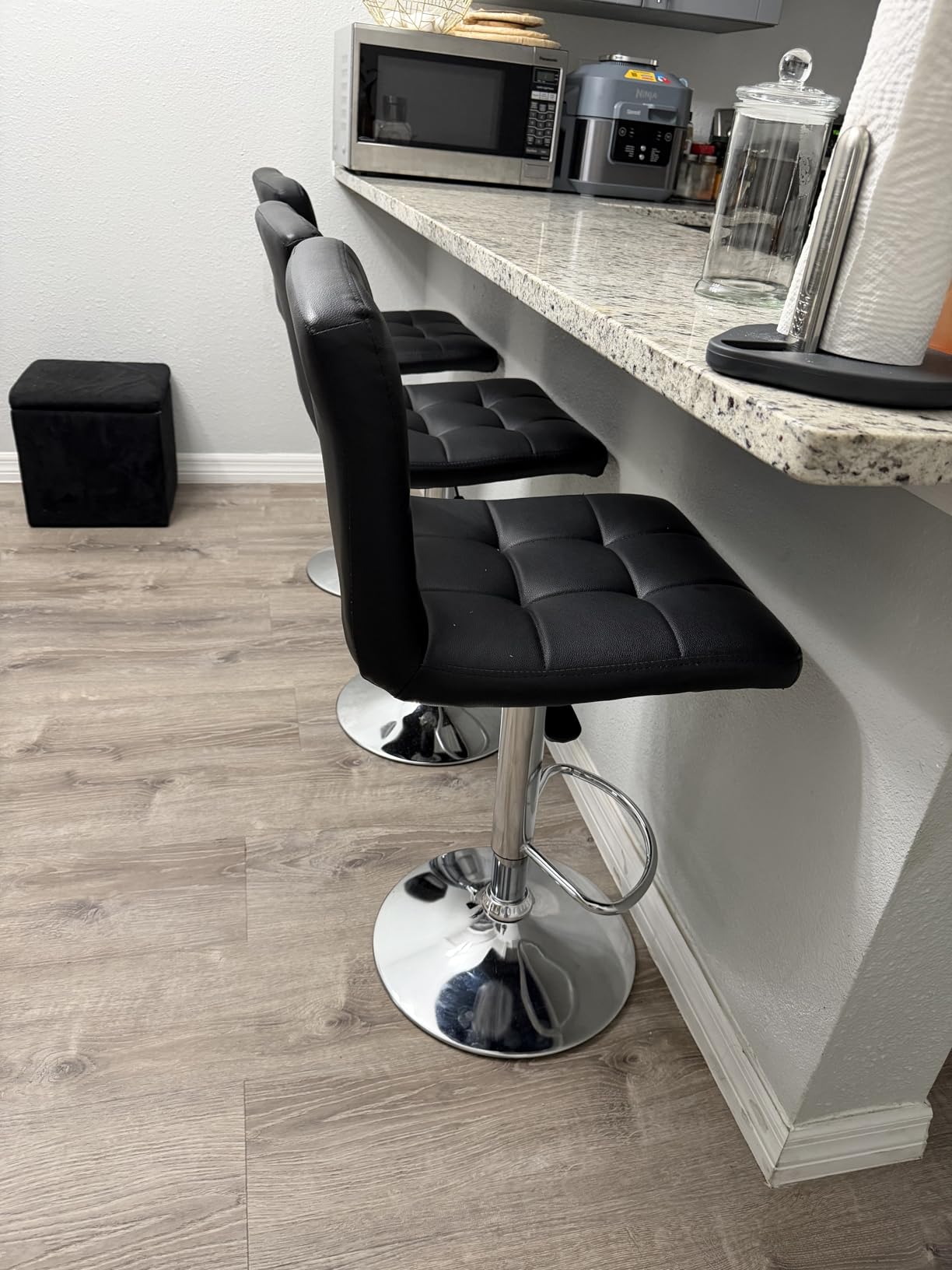 BestOffice Bar Stools Set of 2, Adjustable PU Leather Swivel Barstools, Modern Counter Stools with Back and Footrest, Counter Height Barstools for Bar, Kitchen and Dining Room customer photo 2