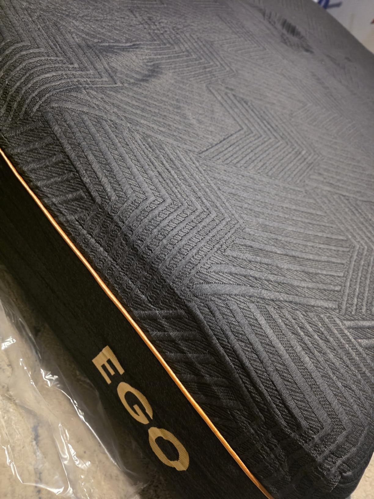 EGOHOME 14 Inch King Size Memory Foam Mattress for Back Pain, Cooling Copper Gel Bed in a Box, Foam Made in USA, CertiPUR-US Certified, Therapeutic Medium Firm customer photo 1