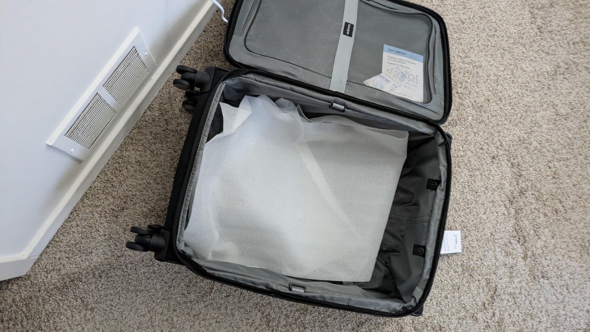 Samsonite Ascella 3.0 Softside Expandable Luggage with Spinner Wheels, CO EXP Spinner, Sapphire Blue customer photo 2