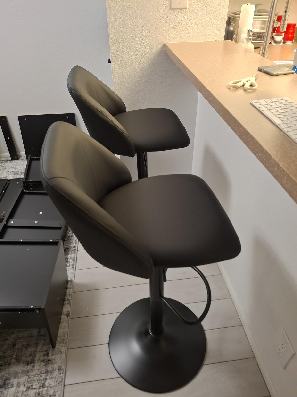COLAMY Bar Stools Set of 2, Modern Swivel Bar Chairs, Adjustable Upholstered Barstools Counter Height with Full Backrest for Bar, Dining Room, Kitchen Island, Grey customer photo 1