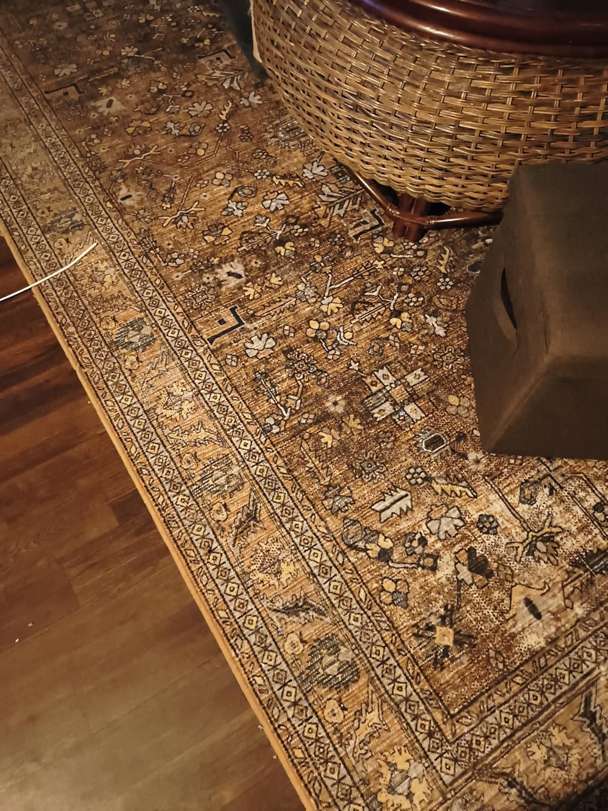 Washable Area Rug 5' x 7' Vintage Traditional Persian Mat - Foldable Distressed Non-Slip Machine Washable Carpet for Living Room Bedroom Kitchen Home Decor - Graphite and Mist customer photo 1