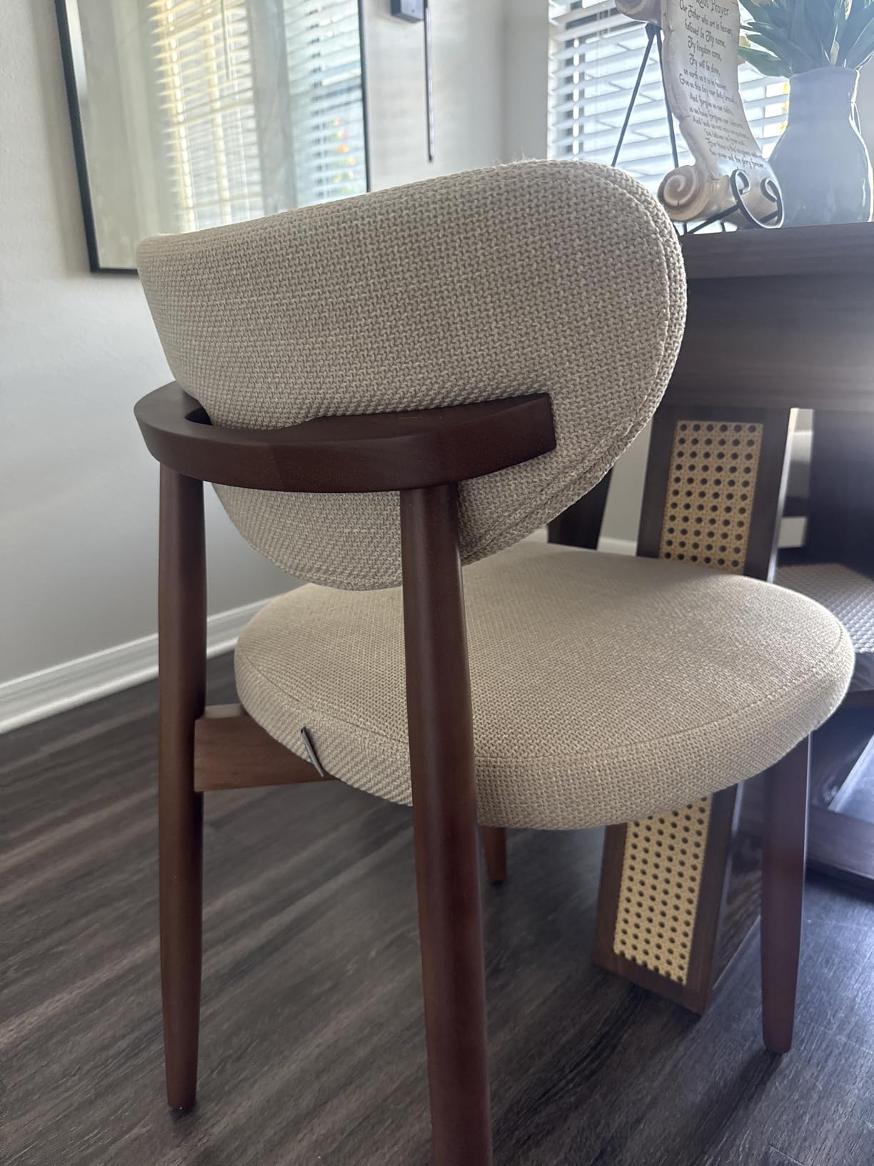 VASAGLE Wooden Dining Chairs Set of 2, Upholstered Kitchen Chairs with Solid Wood Legs, Ergonomic Curved Backrest, Built-in Handle, Mid Century Modern, for Kitchen Dining Vanity, Cappuccino Beige customer photo 2